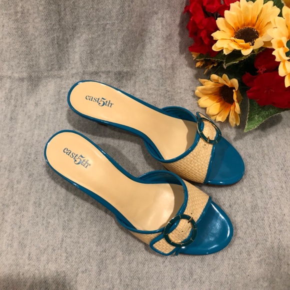 NWT - East Fifth Turquoise Patent & Cream Slip-on Sandals with Kitten Heels - Picture 11 of 16